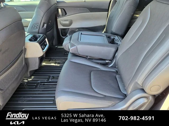 2026 Kia Carnival SX - Photo 13