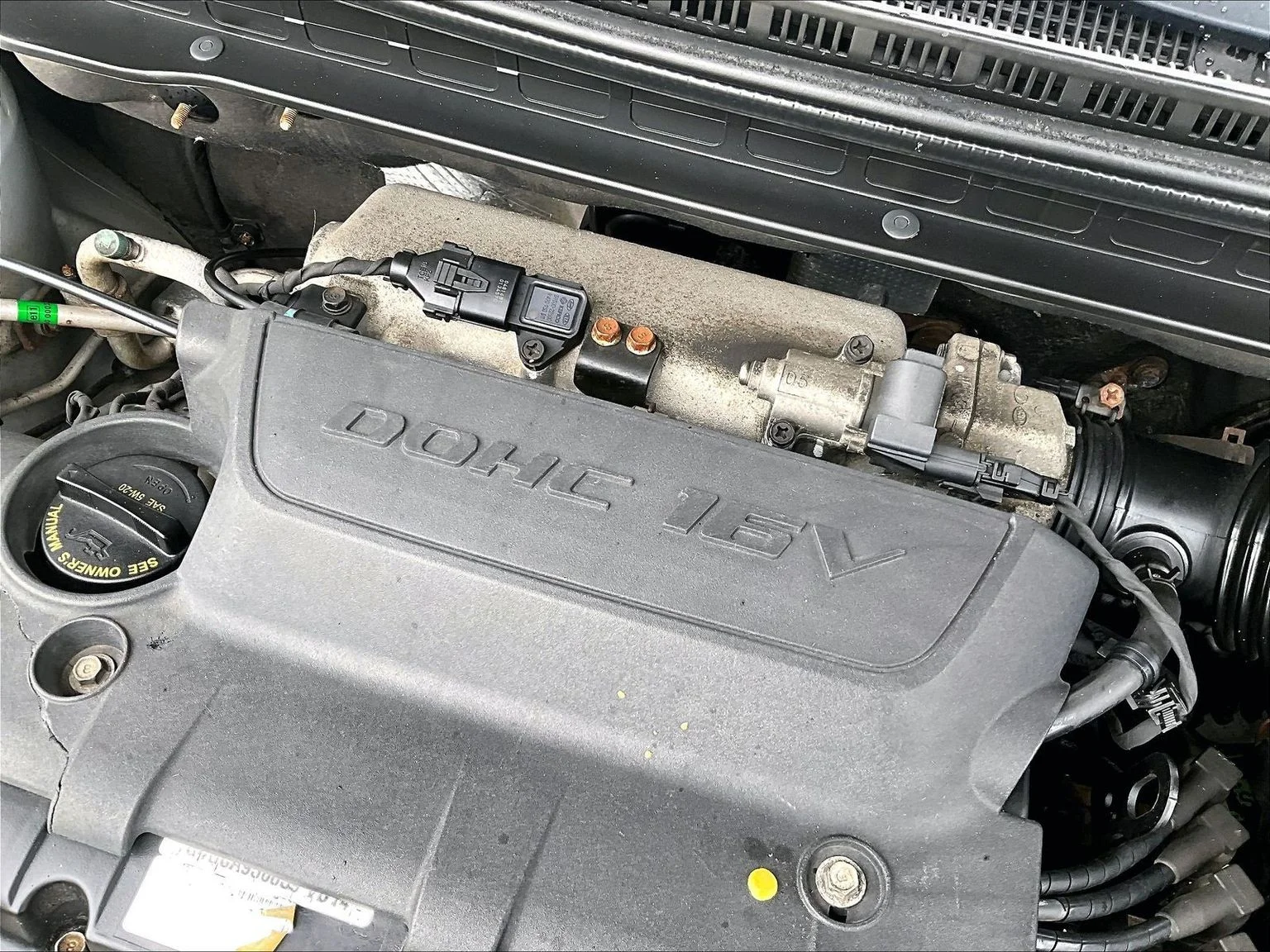 Used 2011 Silver Hyundai SE image 30
