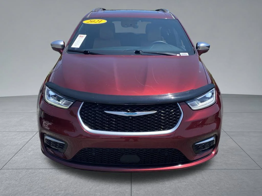 Used 2021 Red Chrysler Pinnacle image 19