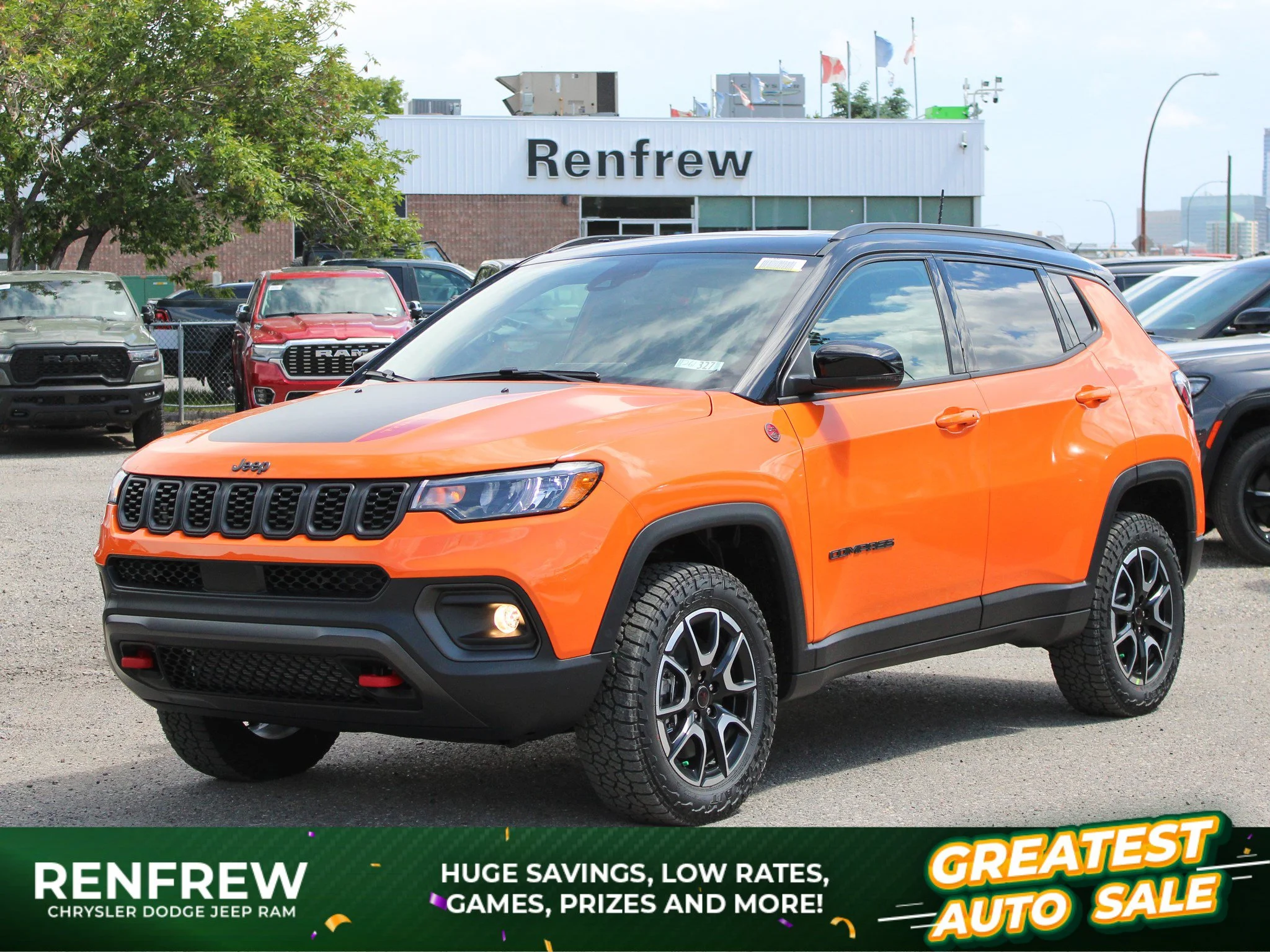 New 2026 joose Jeep Trailhawk* 4x4, Pano Sunroof, Off-Road Suspension, Heated Seats image 1