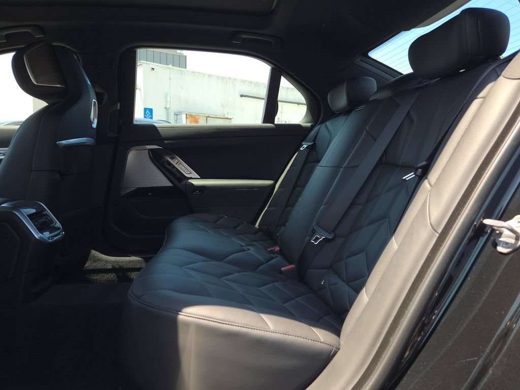 Used 2024 Black Sapphire Metallic BMW 760i xDrive image 9