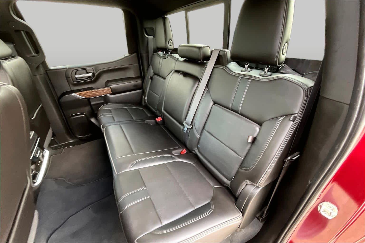 Used 2019 Cajun Red Tintcoat Chevrolet High Country image 21