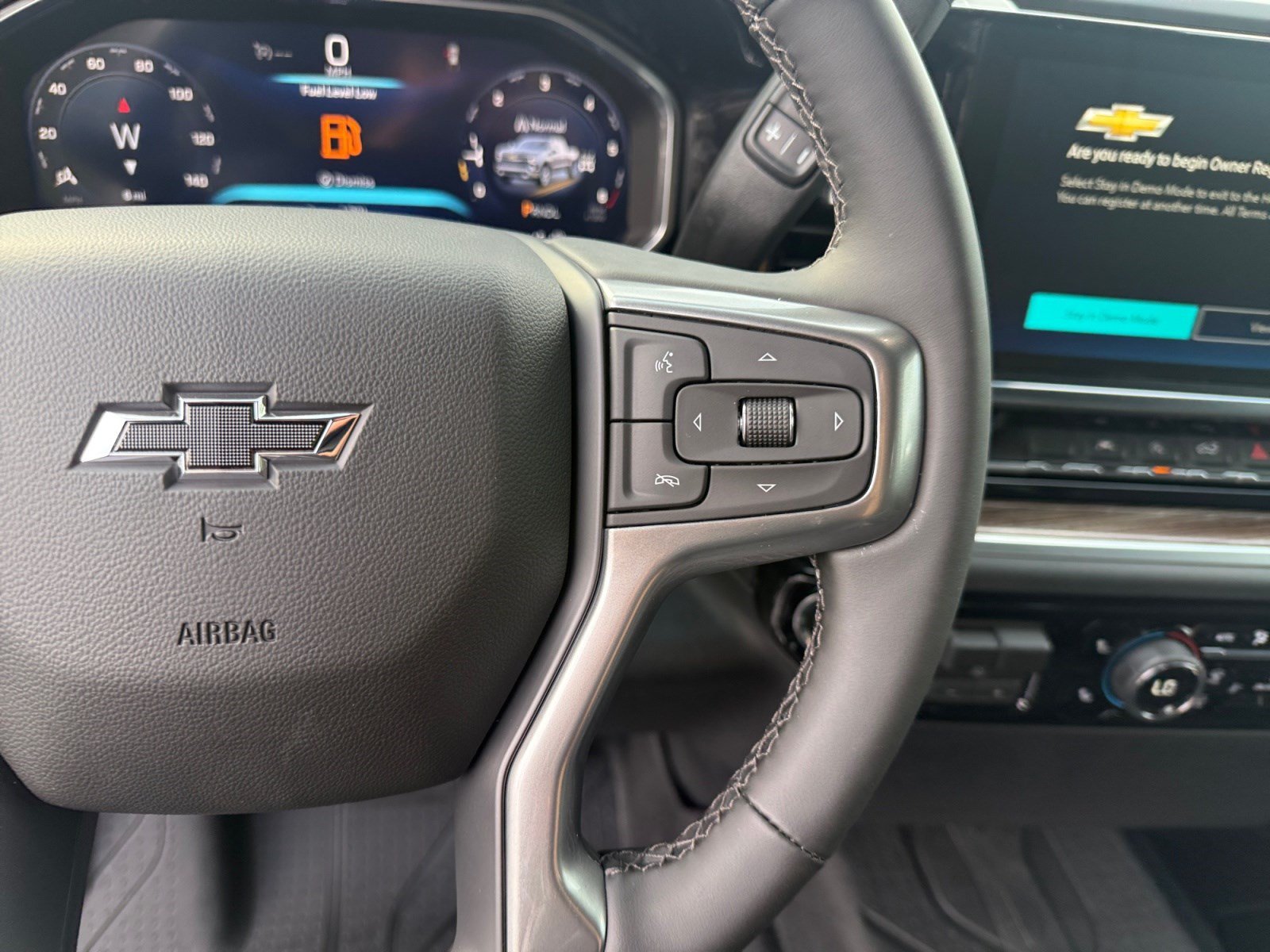 2026 Chevrolet Silverado 1500 RST - Photo 25