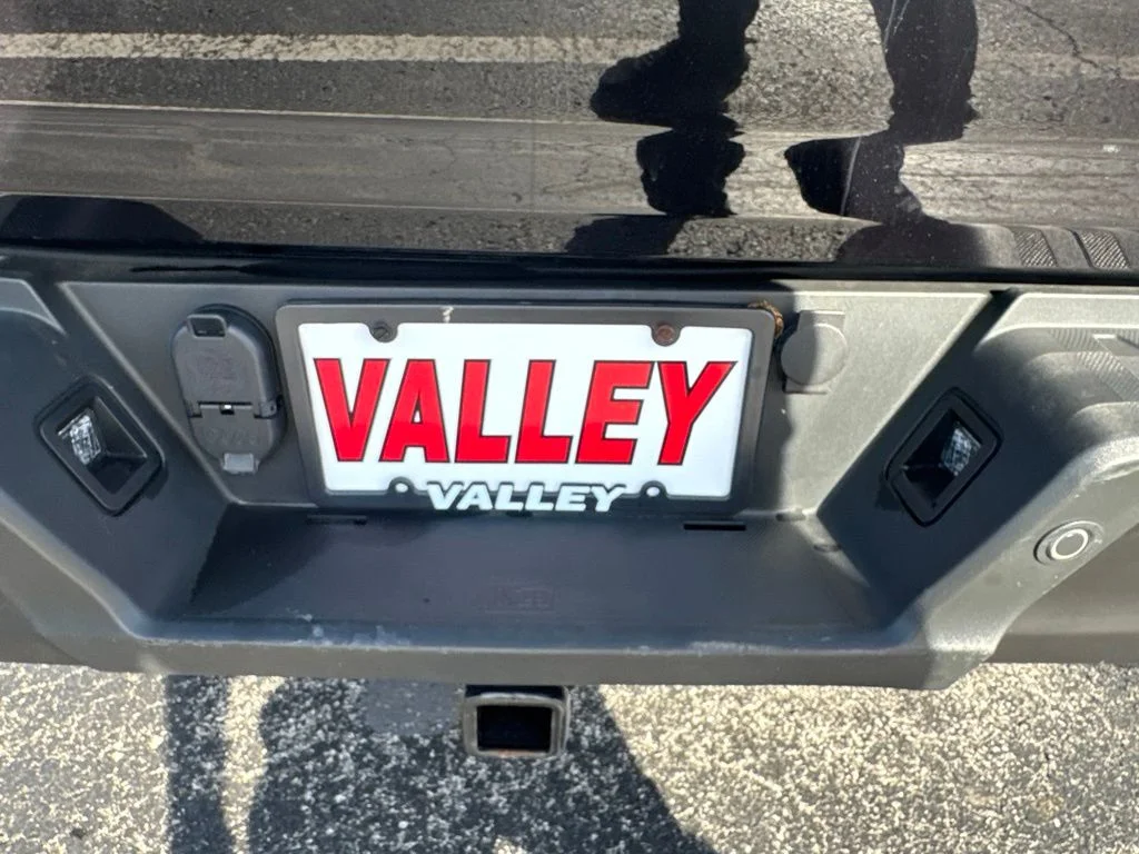 Used 2021 Black Ford XL image 39