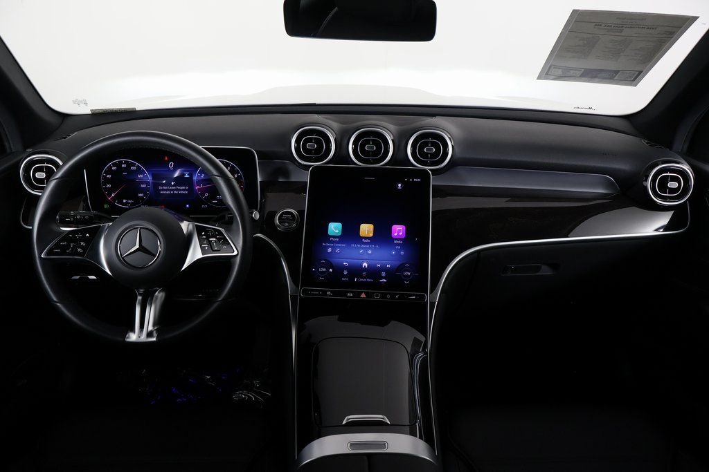 Certified Used 2026 Polar White Mercedes-Benz GLC 300 image 8