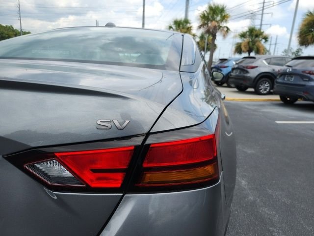 Used 2023 Gray Nissan 2.5 SV image 31