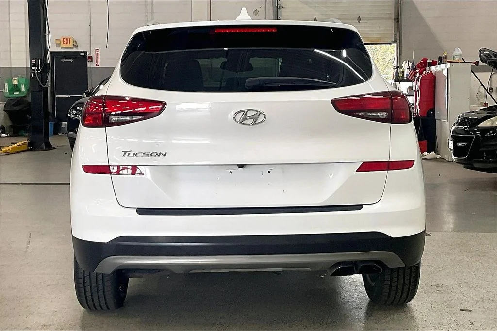 Used 2020 White Hyundai SEL image 3