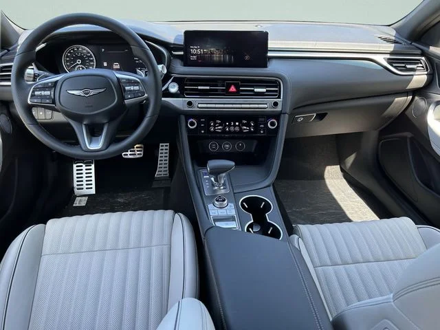 Used 2026 White Genesis 3.3T Sport Prestige image 9