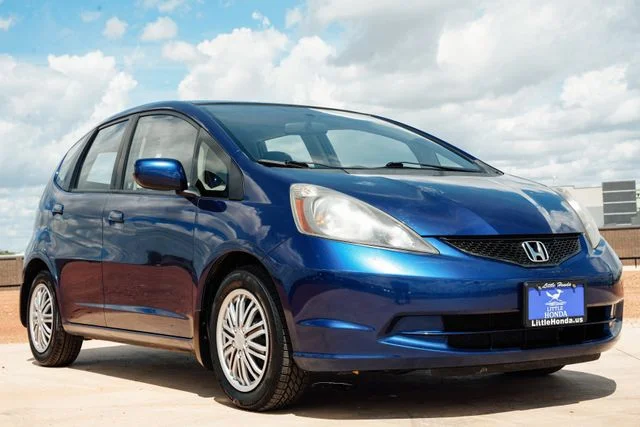 Used 2013 Honda Fit Base with VIN JHMGE8H33DC071421 for sale in San Angelo, TX