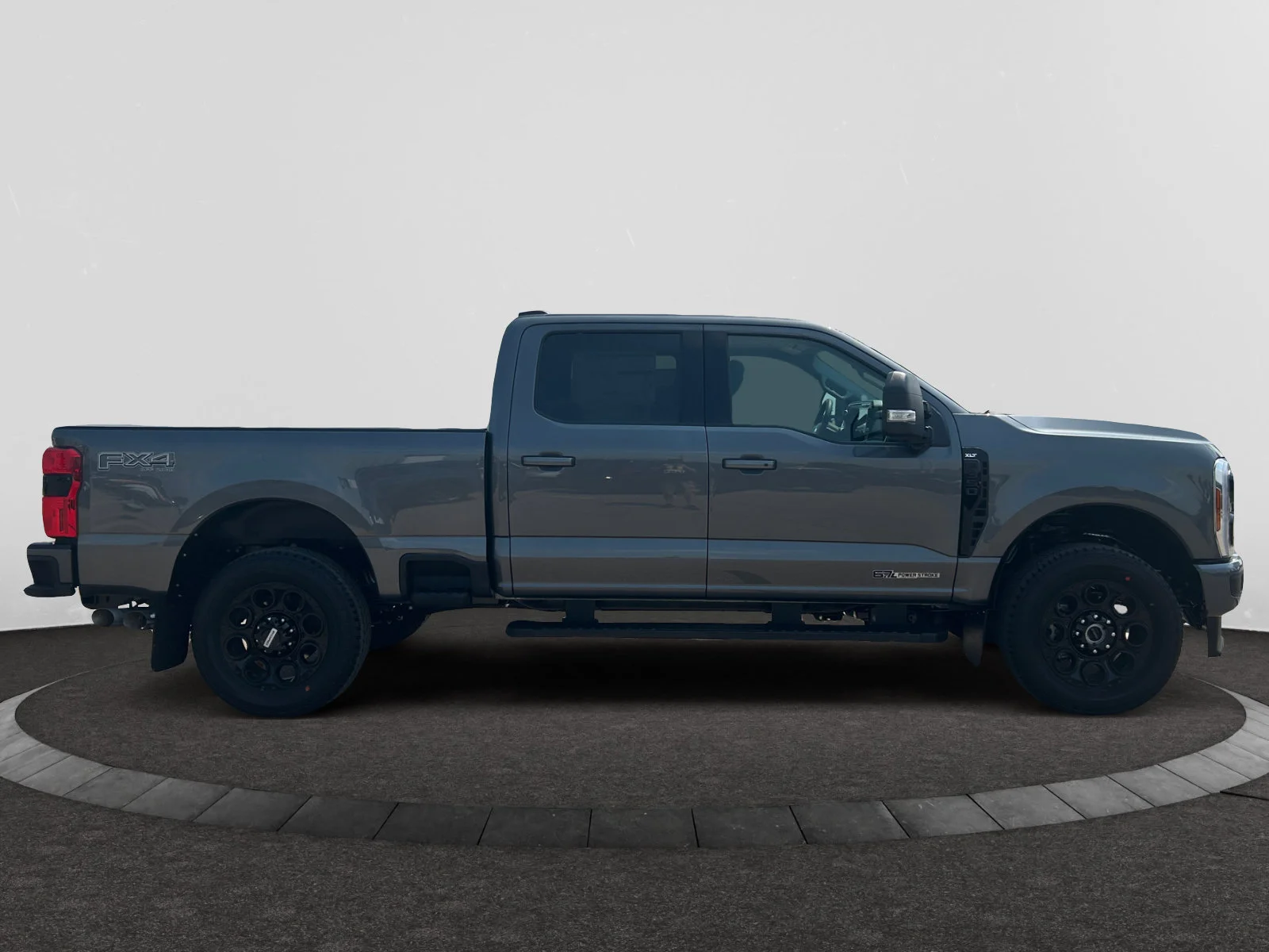 New 2026 Carbonized Grey Metallic Ford XLT image 6