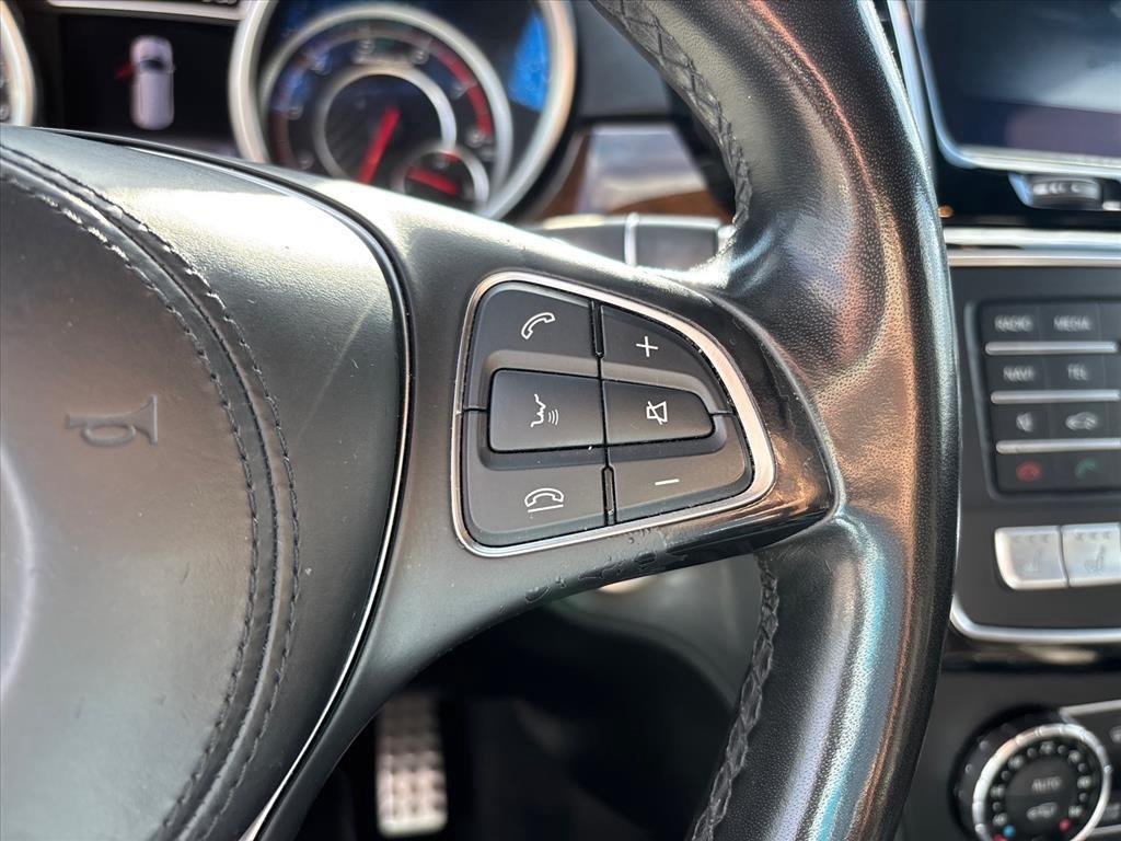 Used 2017 Red Mercedes-Benz 4MATIC® image 11