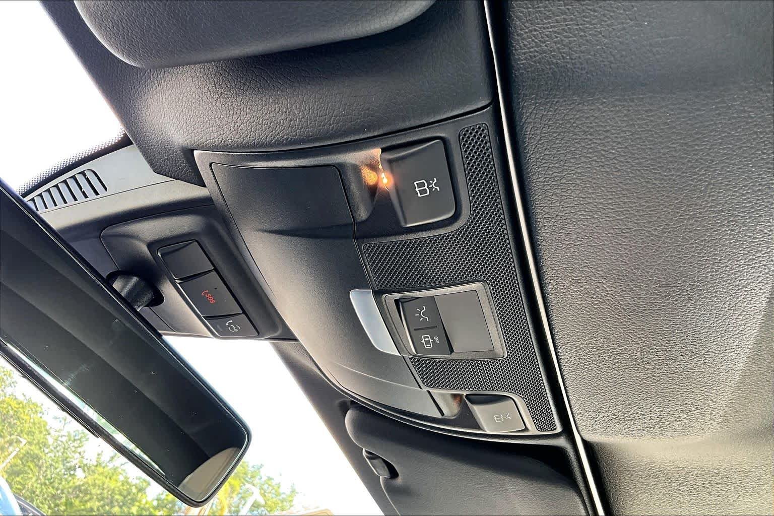 Used 2020  Mercedes-Benz AMG® C 43 image 32
