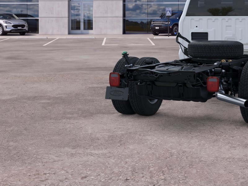 New 2026 Oxford White Ford XL image 22