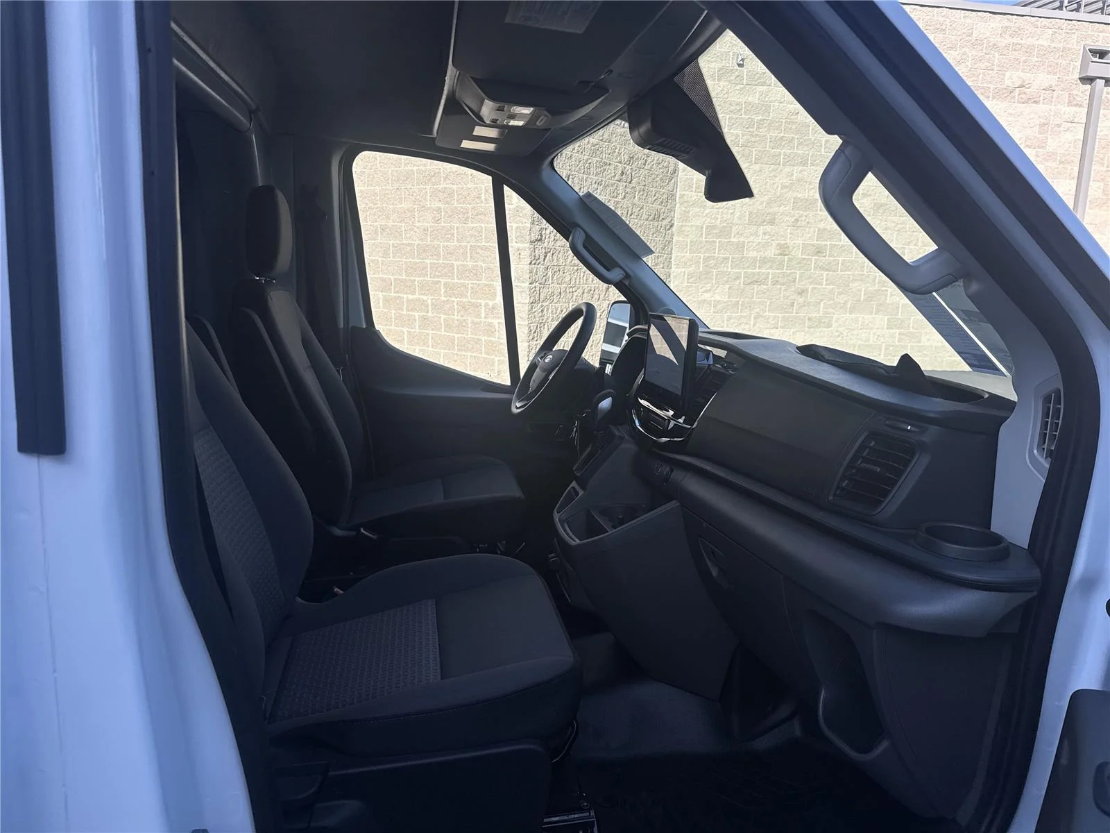 Used 2024 Oxford White Ford T350 RWD SRW image 12