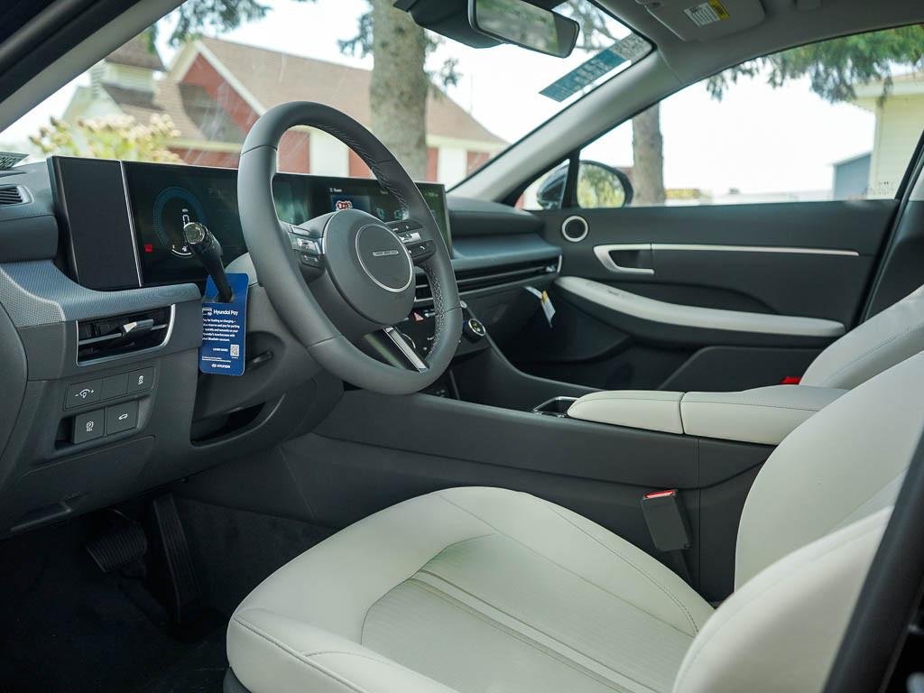 New 2026 Abyss Black Hyundai SEL Sport AWD image 39