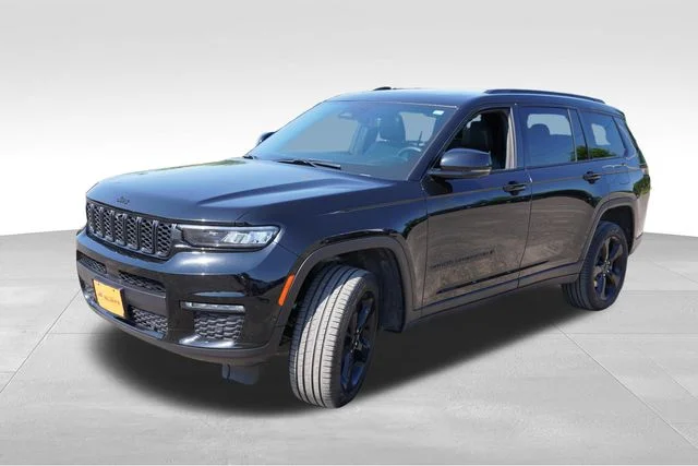 Certified Used 2025 Black Jeep Limited image 11