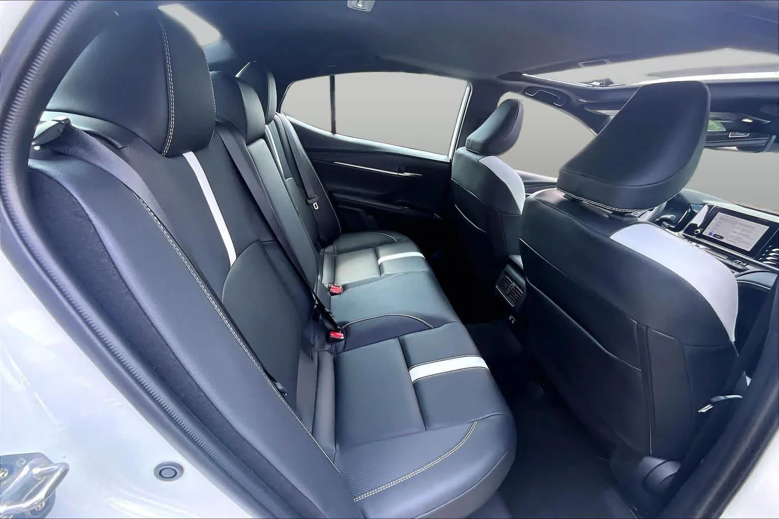 Used 2026 Ice Cap Toyota Nightshade image 21