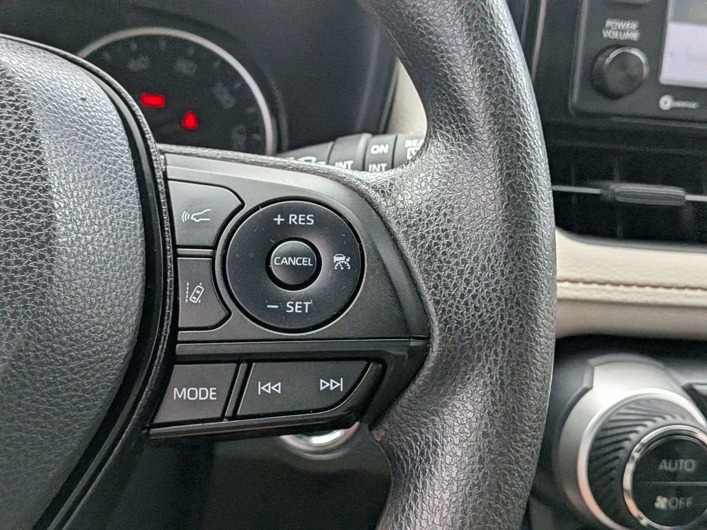 Used 2022 Black Toyota XLE image 36