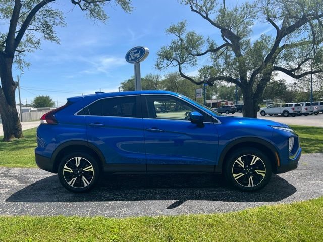 Used 2024 Blue Mitsubishi SE image 1