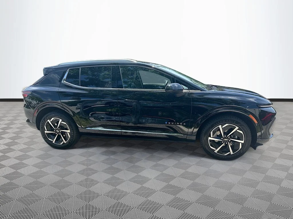 Used 2024 Black Chevrolet LT image 5