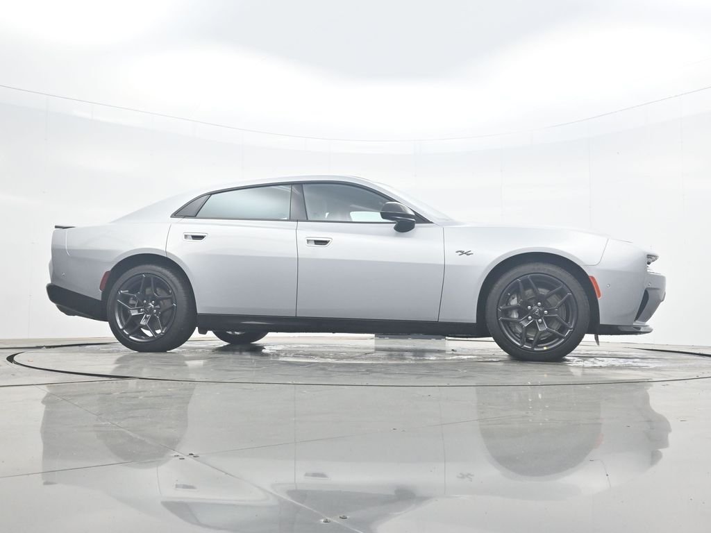 New 2026 Triple Nickel Exterior Paint Dodge R/T Plus image 37
