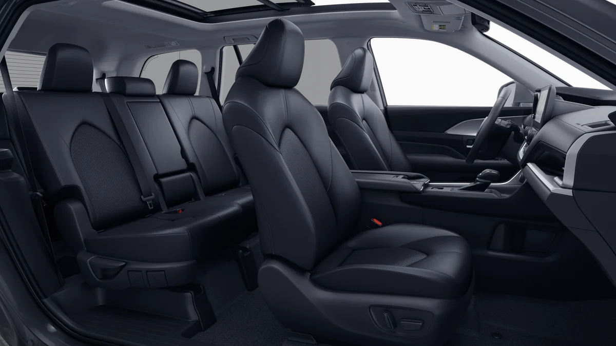 New 2026 Wind Chill Pearl Toyota XLE image 20