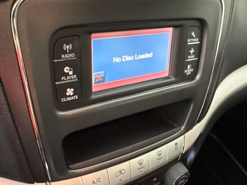 Used 2019 Black Dodge SE image 32