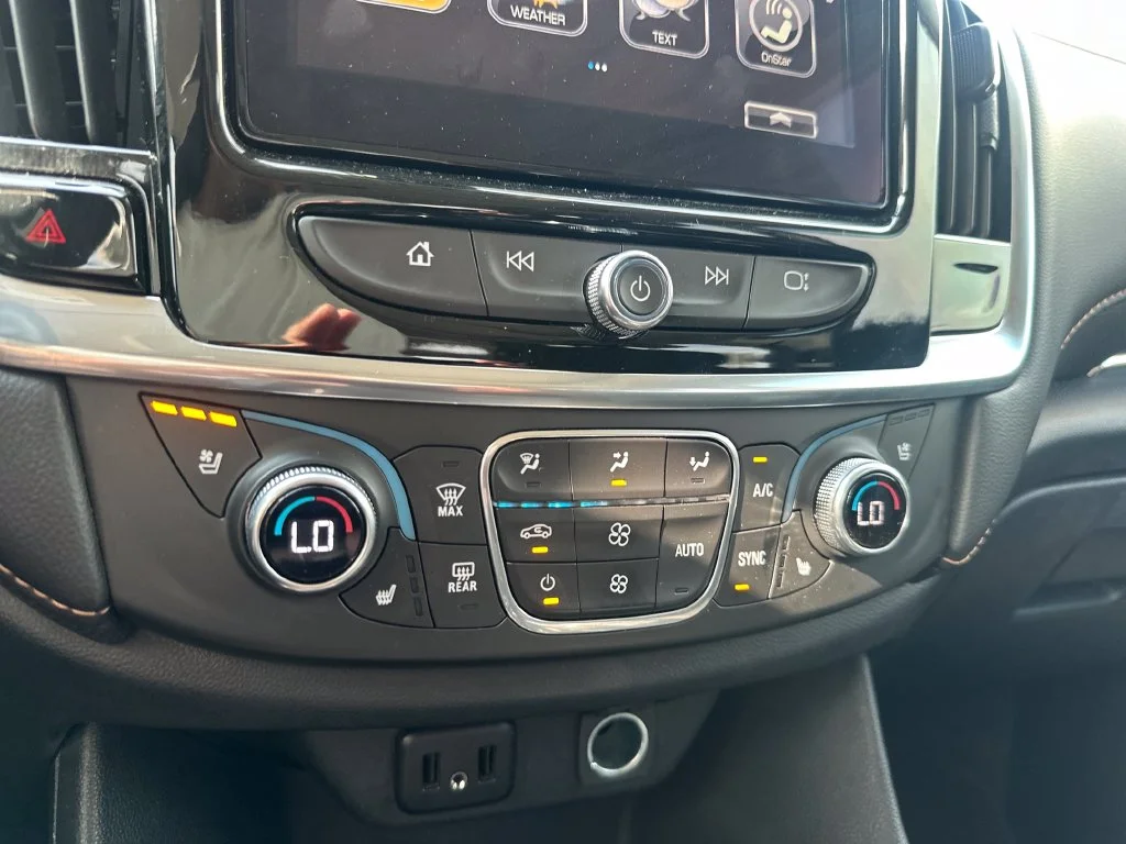 Used 2019 Black Chevrolet Premier image 44