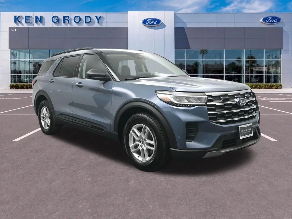 2026 Ford Explorer's photo