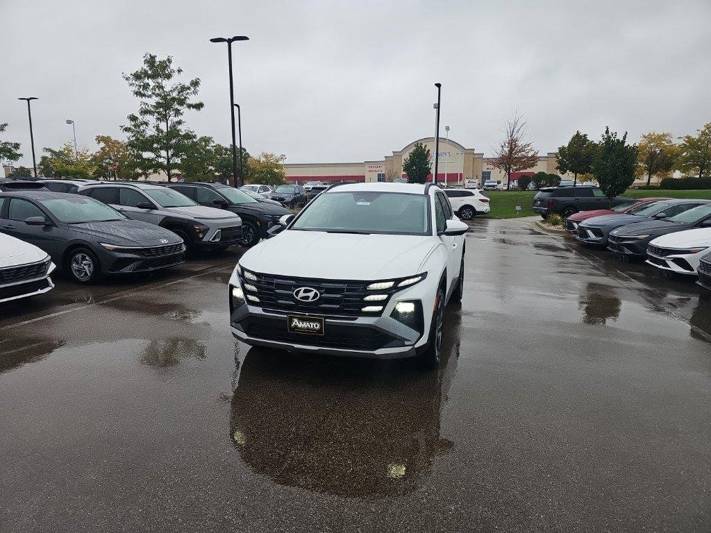 New 2026 White Hyundai SEL AWD image 1