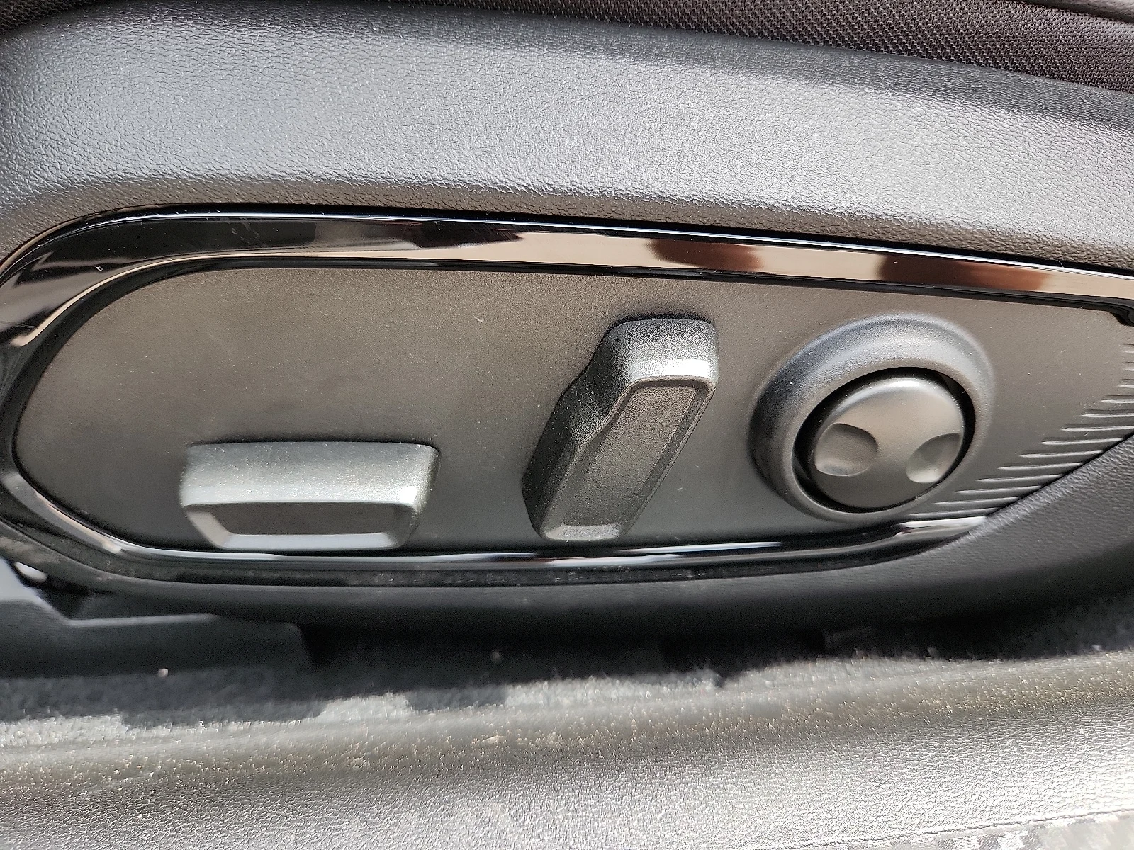 New 2026 White Knuckle  Paint Dodge SCAT PACK 2-DOOR AWD image 13