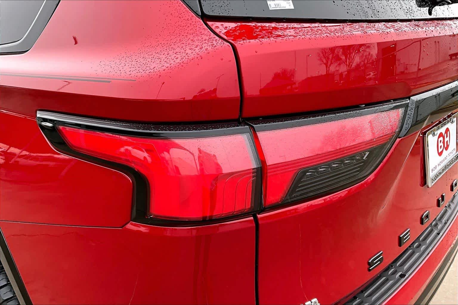 2025 Toyota Sequoia Platinum - Photo 28