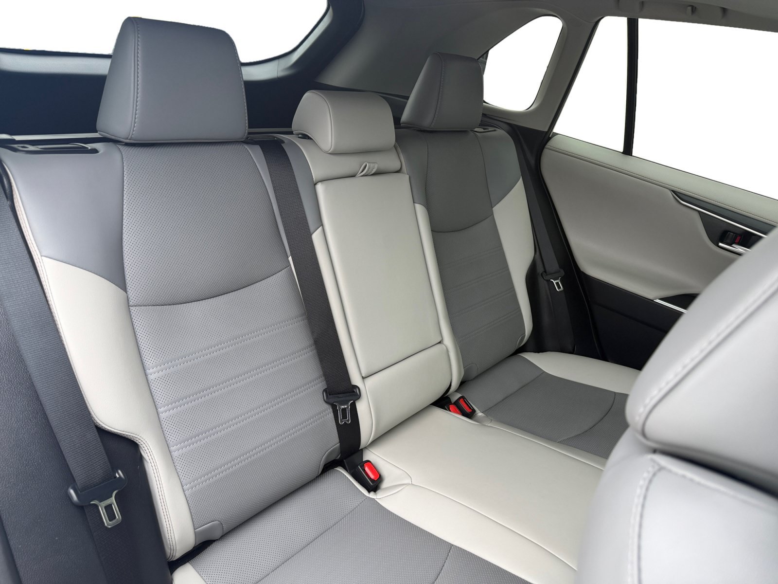 Used 2021 Blizzard Pearl Toyota Limited image 35