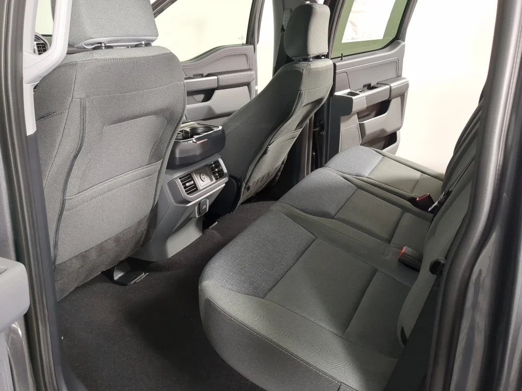 New 2026 Carbonized Gray Metallic Ford XLT image 14
