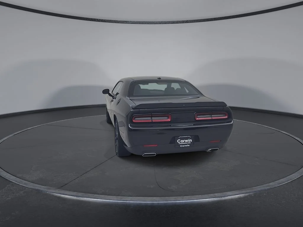 Used 2023 Black Dodge SXT image 14