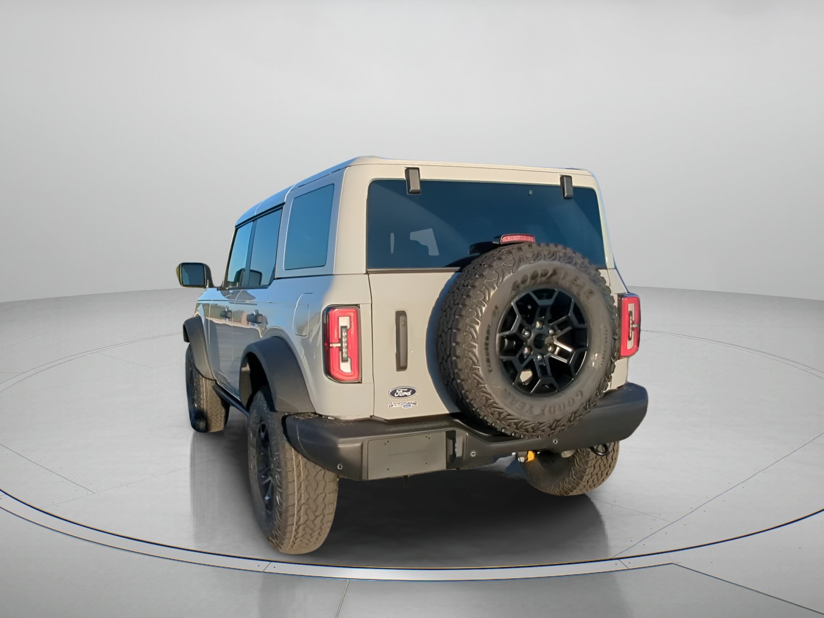 New 2026 Avalanche Gray Ford Badlands® image 19