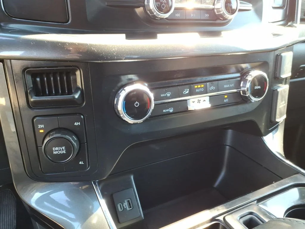 Used 2022 White Ford XLT image 14