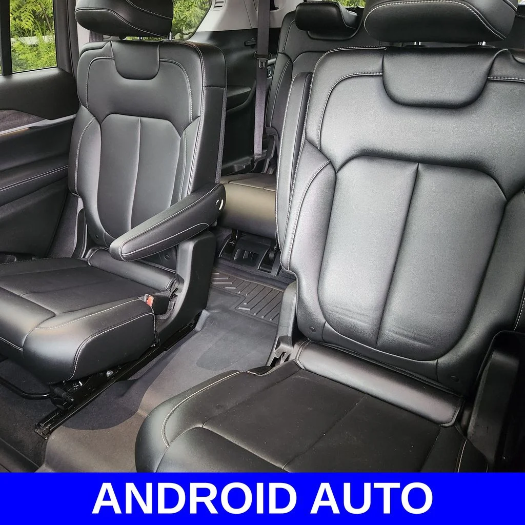 Used 2023 Black Jeep Limited image 13