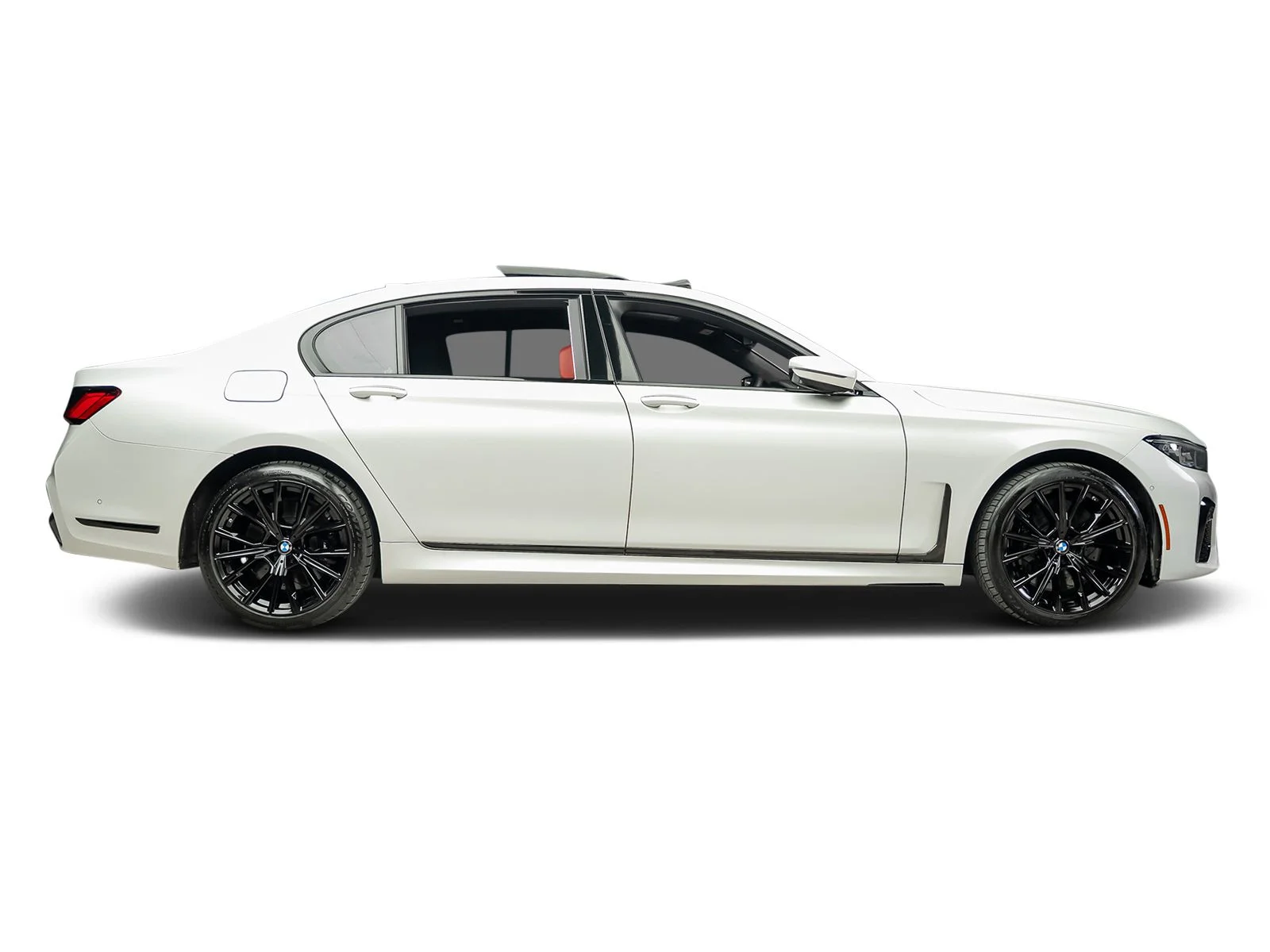 Used 2021 White BMW 750i xDrive image 5