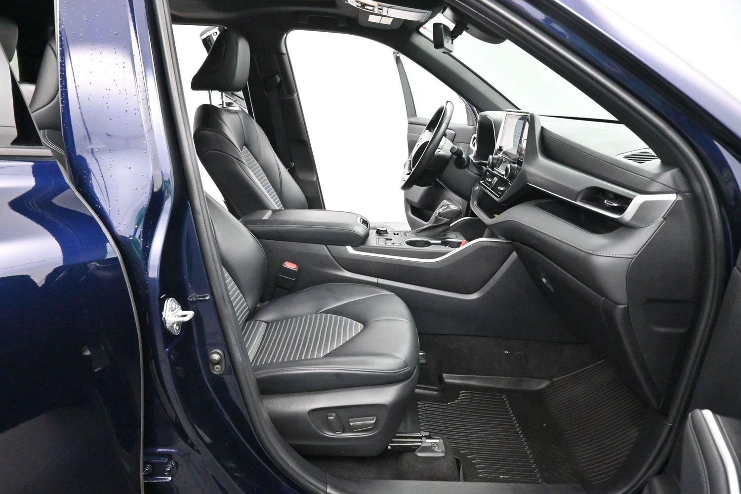 Used 2023 Blue Toyota L image 35