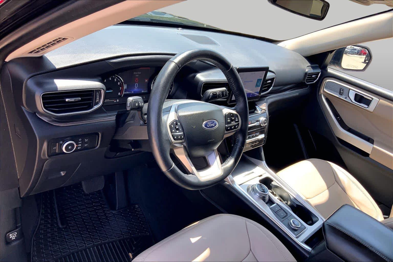 2023 Ford Explorer Limited - Photo 18