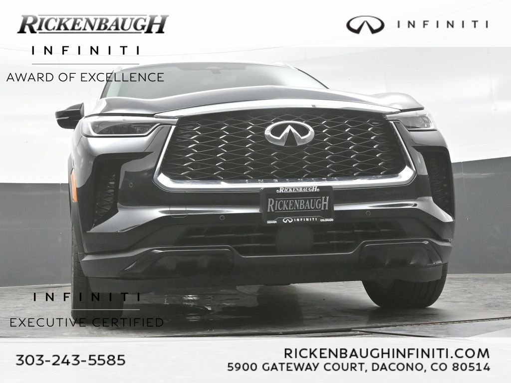 Certified Used 2023 Black INFINITI LUXE image 29