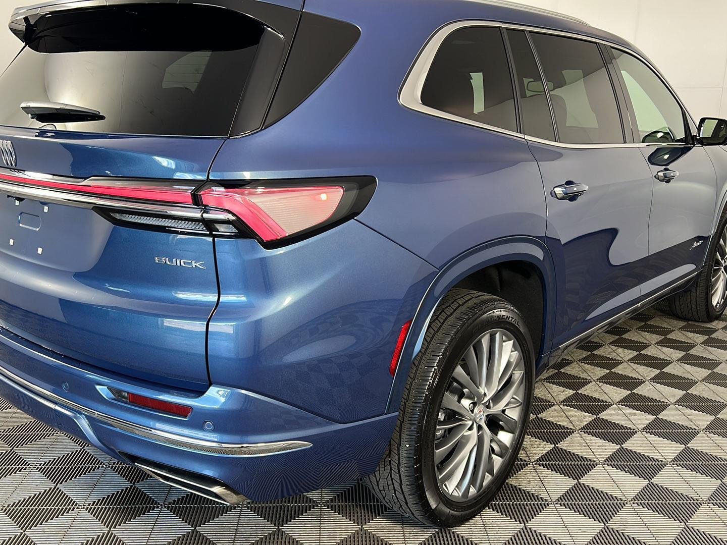 Used 2025 Ocean Blue Metallic Buick Avenir image 19