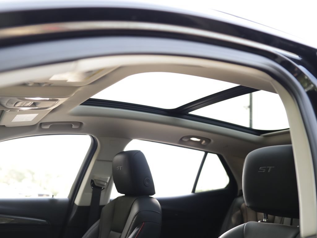 Used 2023 Ebony Twilight Metallic Buick Essence image 23