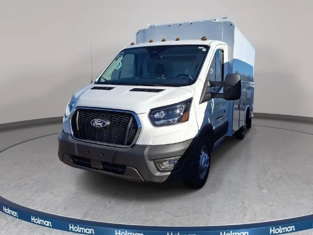 2026 Ford Transit Cutaway Base