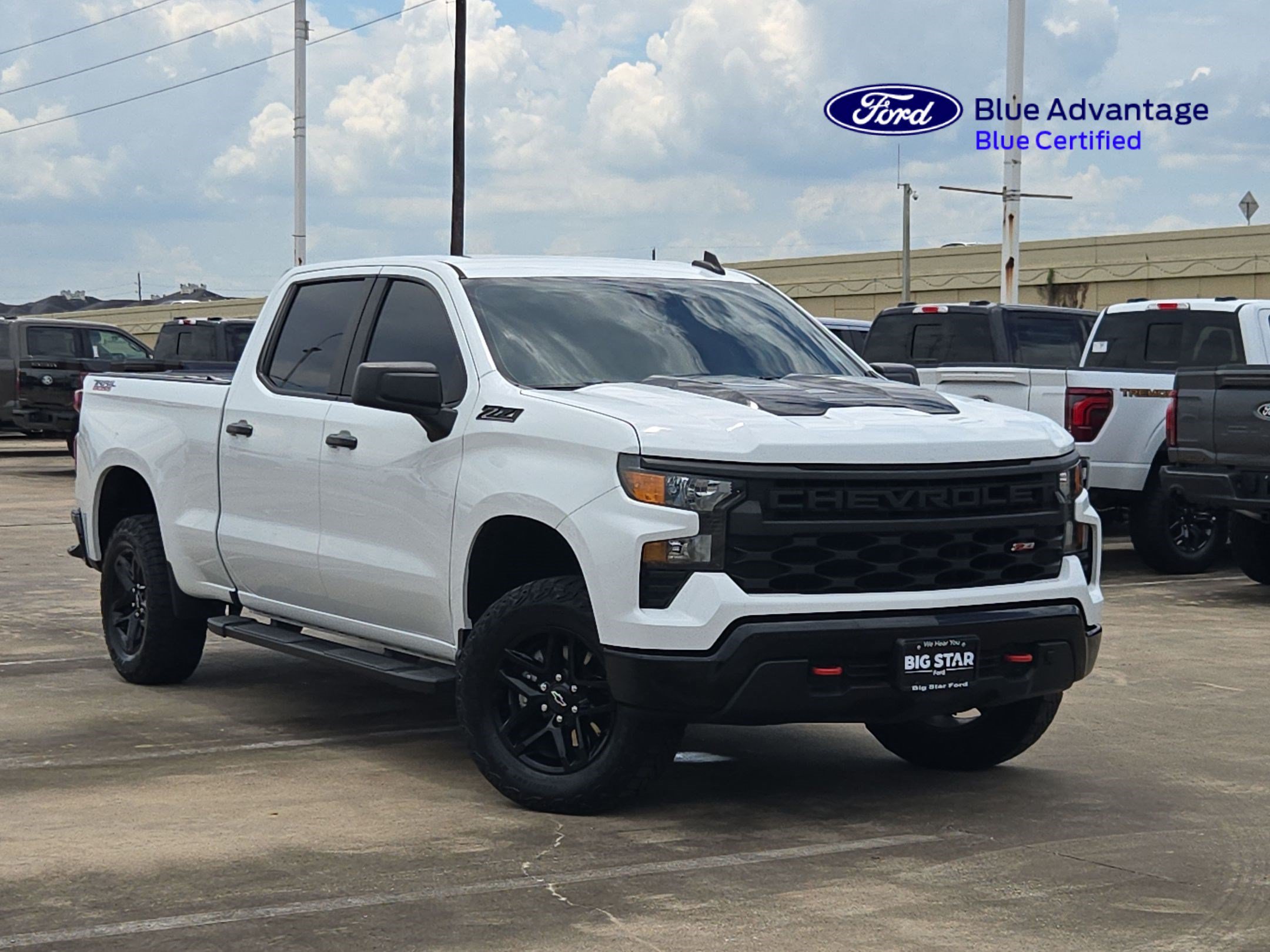 Used 2023 Summit White Chevrolet Custom Trail Boss image 1
