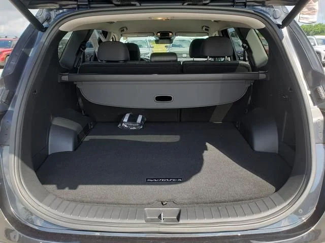 Used 2023 Gray Hyundai SEL image 7