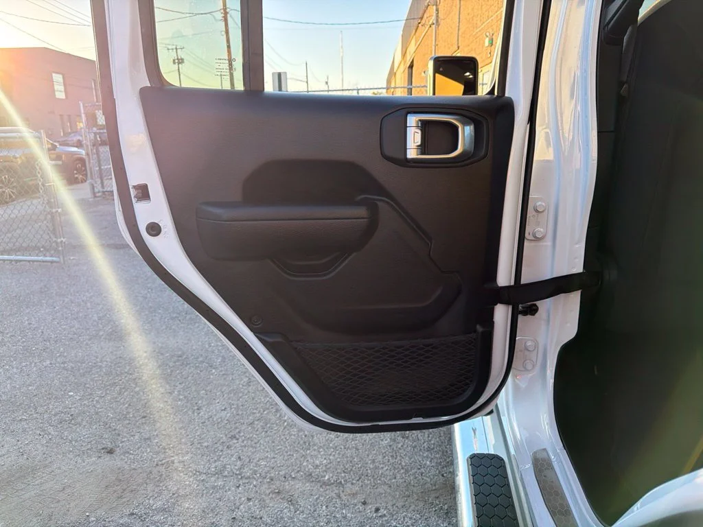 Used 2023 White Jeep Sport S image 25