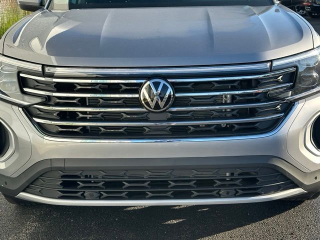 New 2026 Silver Mist Metallic Volkswagen 2.0T SE w/Technology image 7