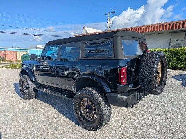 Used 2023 Black Ford Outer Banks image 5